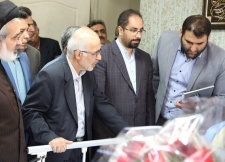 بازدید دانشگاهیان امیرکبیر از مرکز توانبخشی جانبازان شهید بهشتی در هفته دفاع مقدس